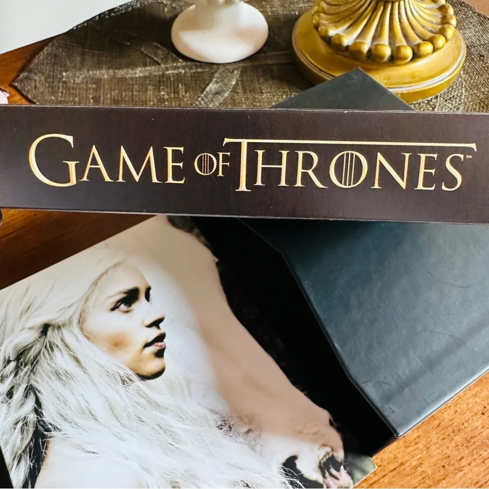 💚 GAME OF THRONES THE COMPLETE FIRST & SECOND SEASON  🎥 🍿 10 DISCS 📀📀📀 - Picture 5 of 6